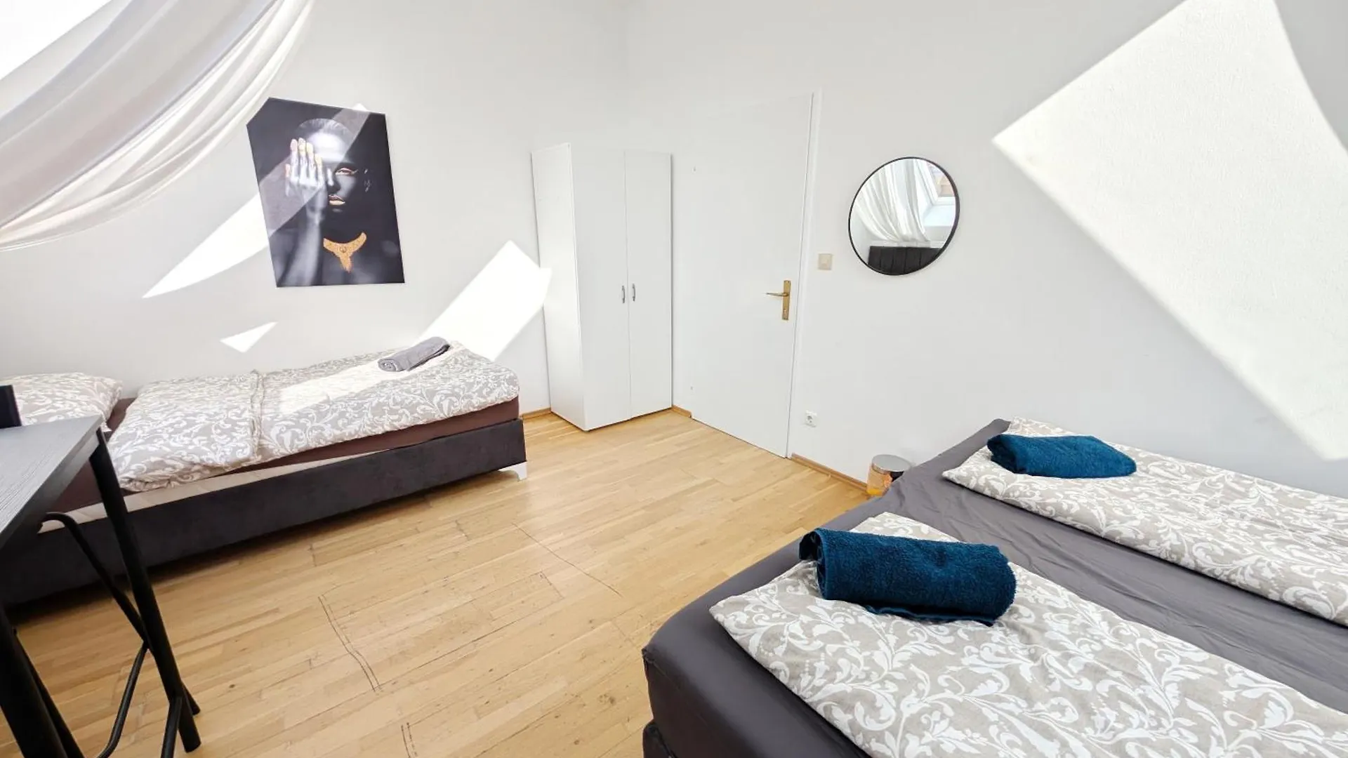 Lovely Rooms In Maerzstrasse Area Mz49 Vienna Austria
