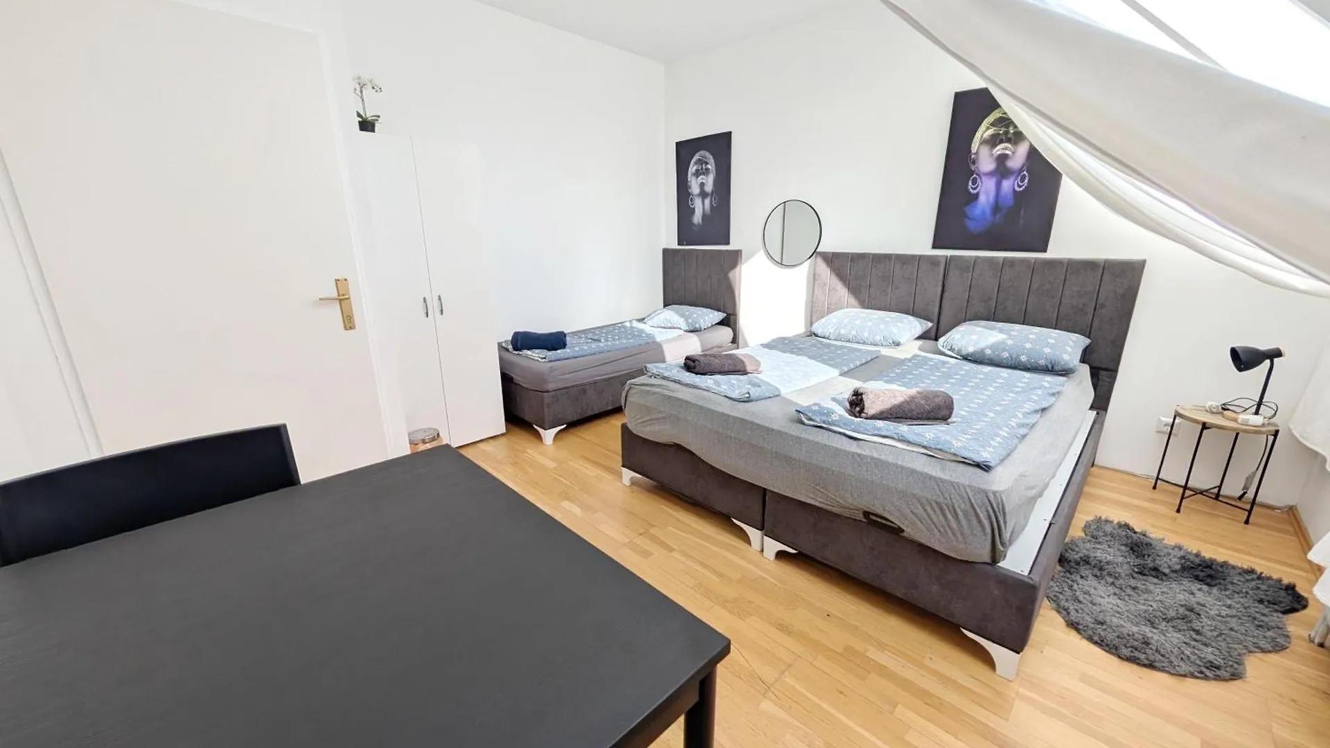 Lovely Rooms In Maerzstrasse Area Mz49 Vienna